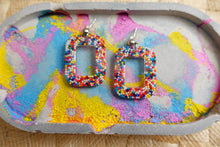 Load image into Gallery viewer, Arch sprinkle rainbow resin earrings