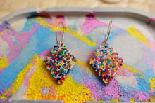 Load image into Gallery viewer, Arch sprinkle rainbow resin earrings