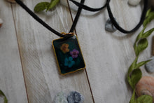 Load image into Gallery viewer, Handmade Dark Blue Flower pendant necklace
