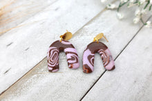 Load image into Gallery viewer, Pink and Brown marbled polymer clay earrings

