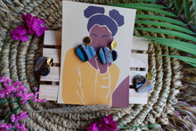 Load image into Gallery viewer, Marbled heart earrings
