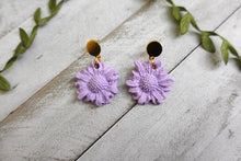 Load image into Gallery viewer, Lavender Purple textured flower
