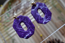 Load image into Gallery viewer, Purple and white marble polymer clay earrings
