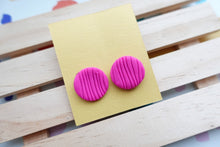 Load image into Gallery viewer, Pink wood textured hot pink studs
